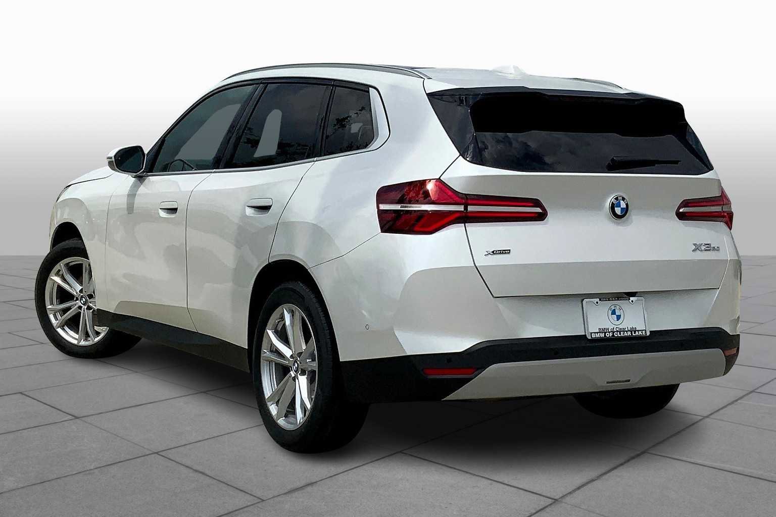 New 2025 BMW X3 xDrive30i w/ Convenience Package image 12