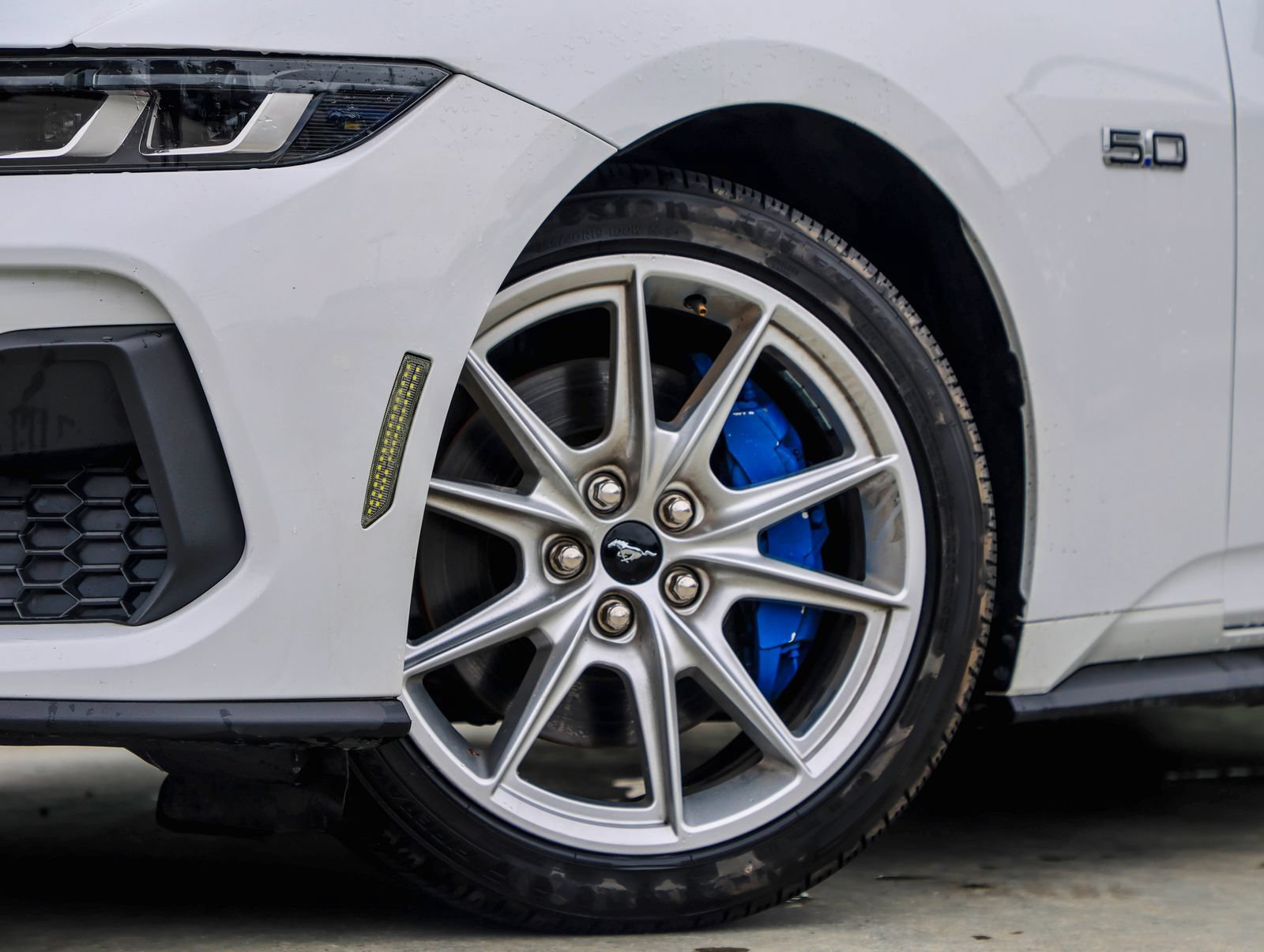 Used 2024 Ford Mustang GT Premium RWD image 2