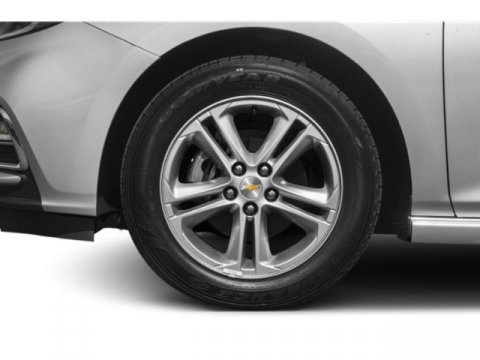 Used 2018 Chevrolet Cruze LT w/ Convenience Package image 24