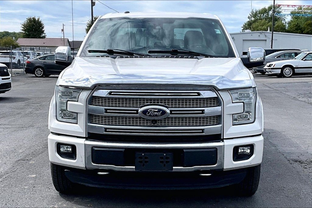 Used 2016 Ford F150 Platinum w/ Equipment Group 701A Luxury AWD/4WD image 7