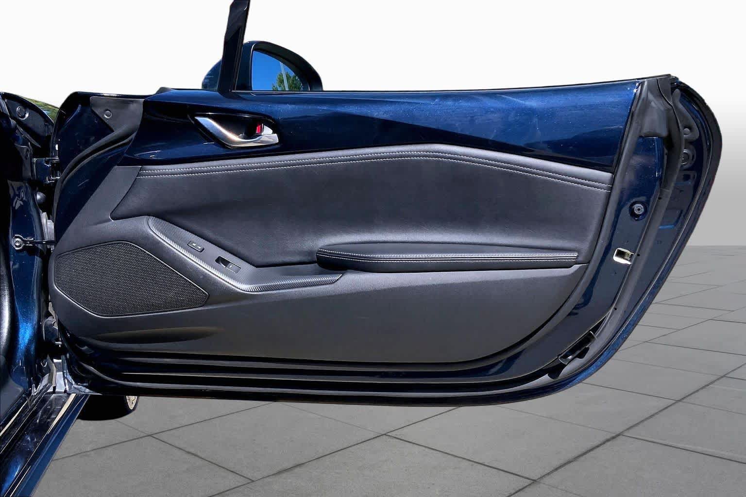 Used 2025 MAZDA MX-5 Miata RF Grand Touring RWD image 21