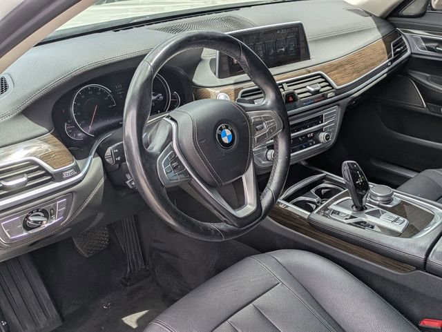 Used 2017 BMW 740i RWD image 30