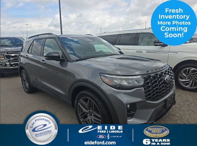 Used 2025 Ford Explorer ST w/ Sun And Sound Package AWD/4WD image 1