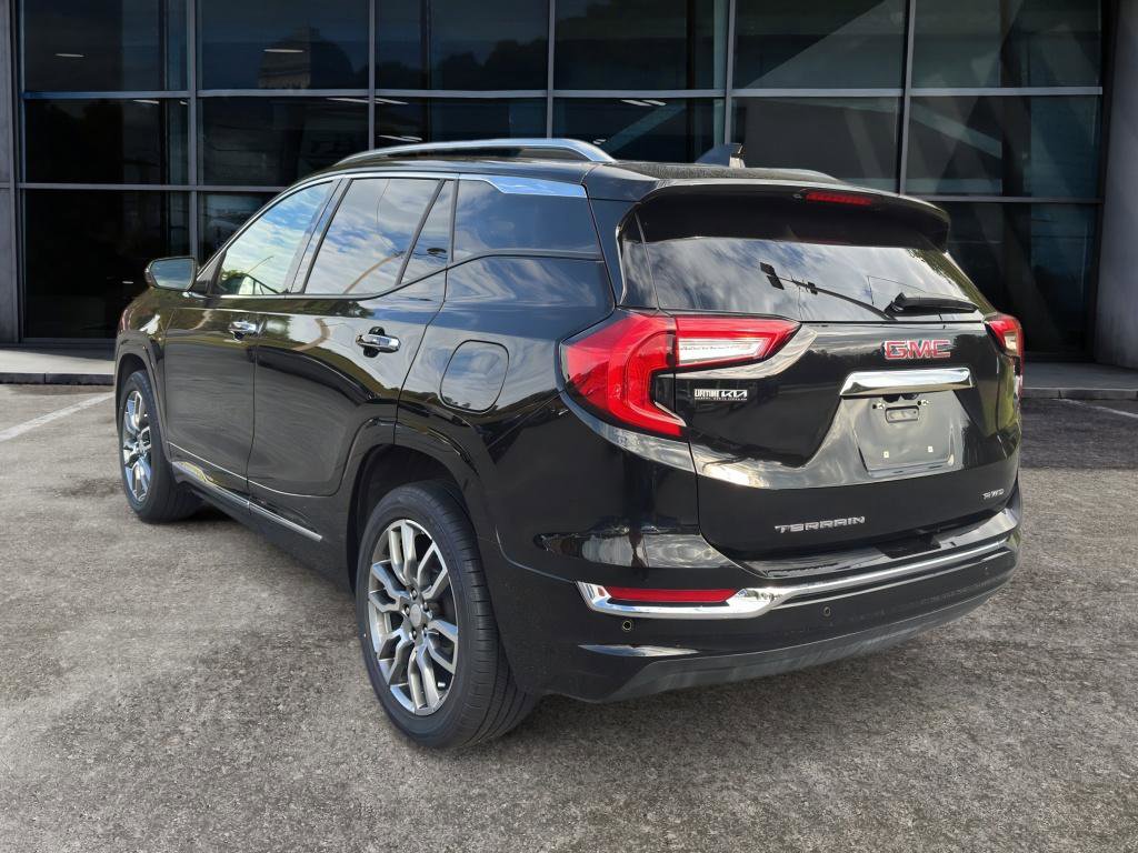 Used 2022 GMC Terrain Denali image 7