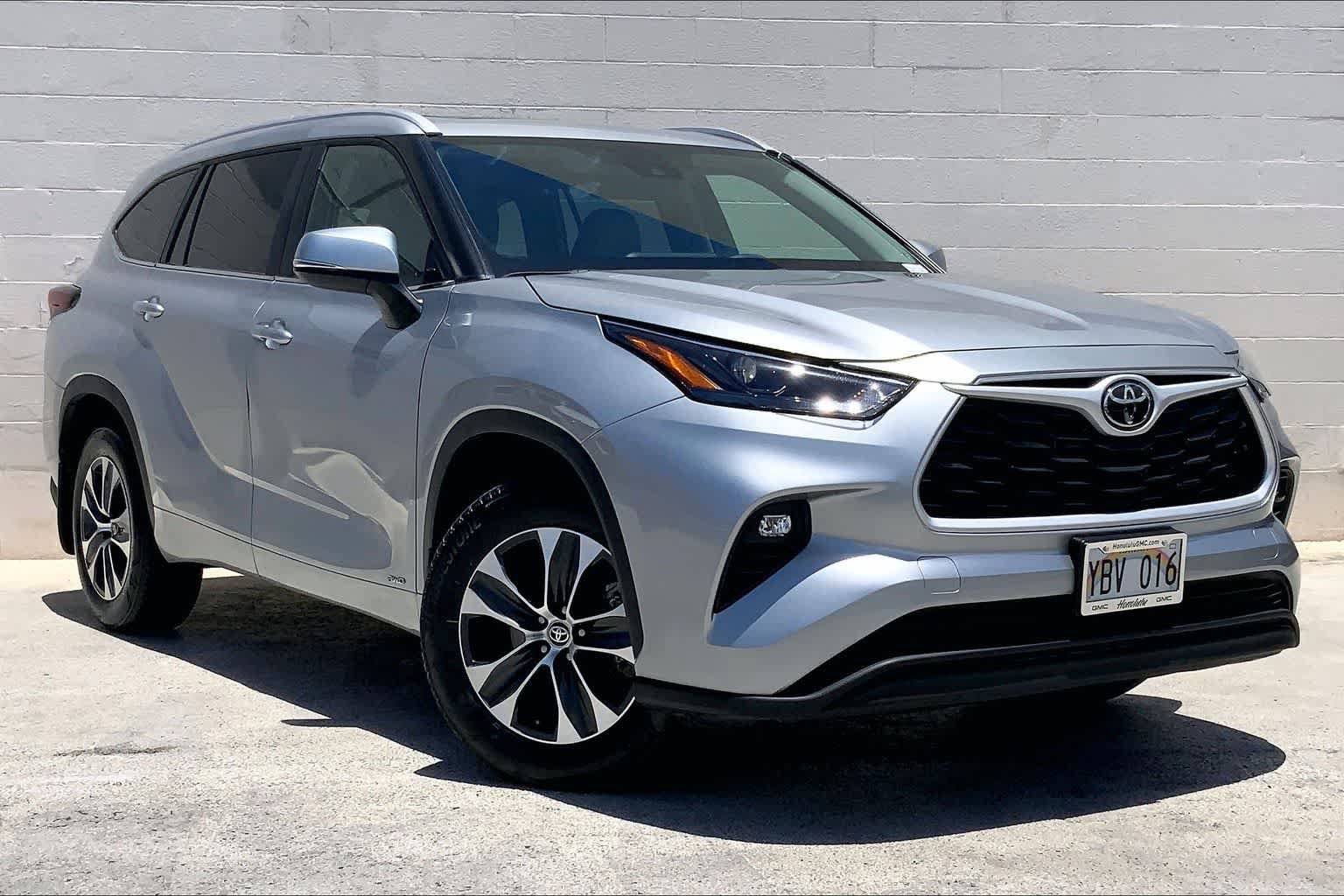 Used 2025 Toyota Highlander XLE AWD/4WD image 21