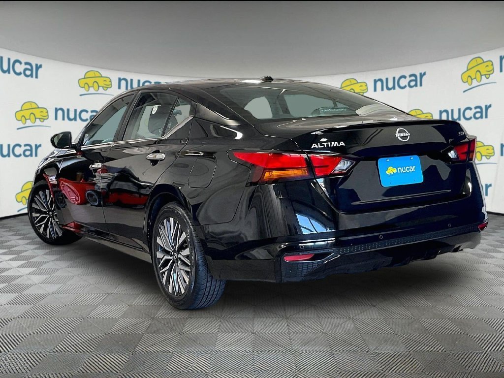 Certified 2024 Nissan Altima 2.5 SV FWD image 4
