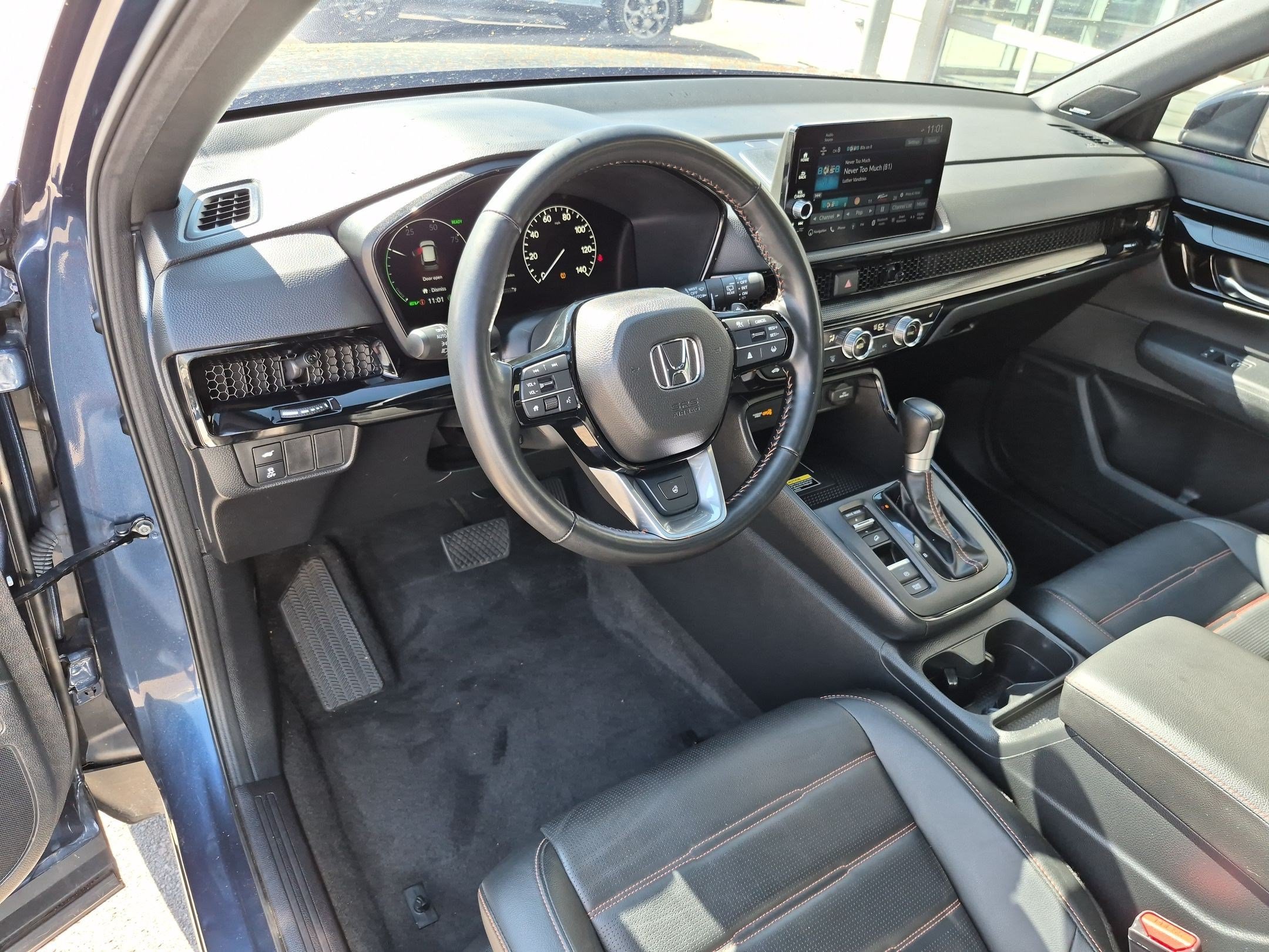 Used 2025 Honda CR-V Sport Touring image 16