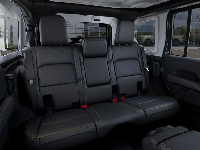 New 2026 Jeep Wrangler Unlimited Sahara AWD/4WD image 20