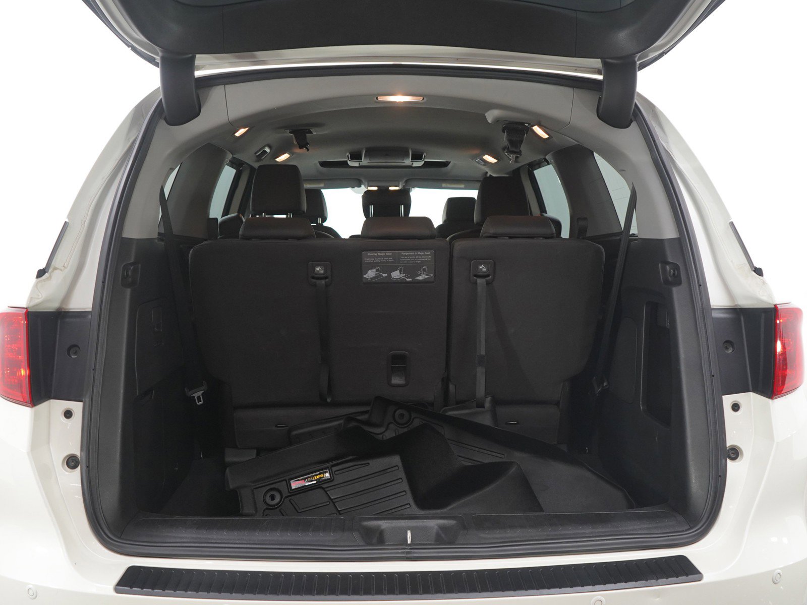 Used 2018 Honda Odyssey Touring image 19