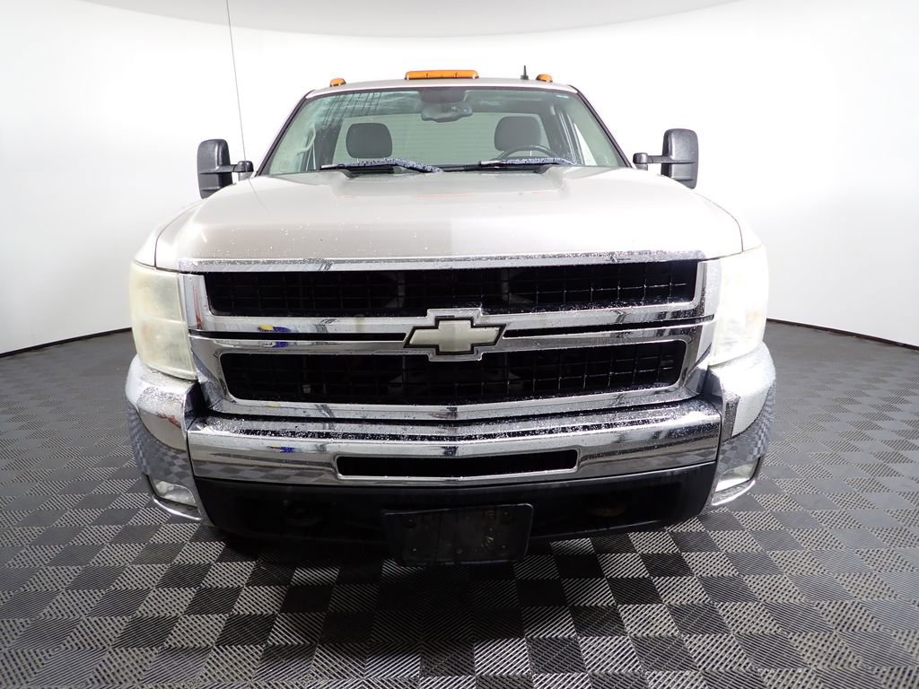 Used 2007 Chevrolet Silverado 2500 LT w/ Suspension Package, Off-Road AWD/4WD image 10