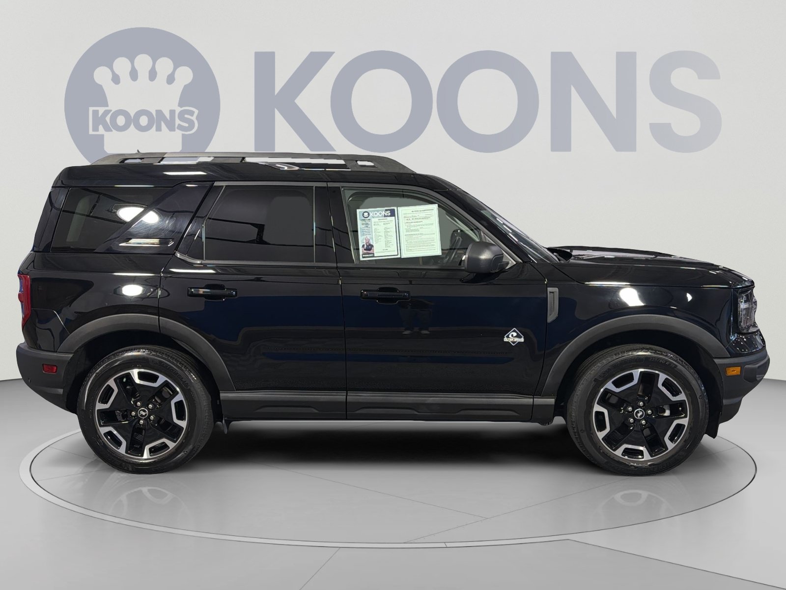 Used 2023 Ford Bronco Sport Outer Banks w/ Tech Package AWD/4WD image 8