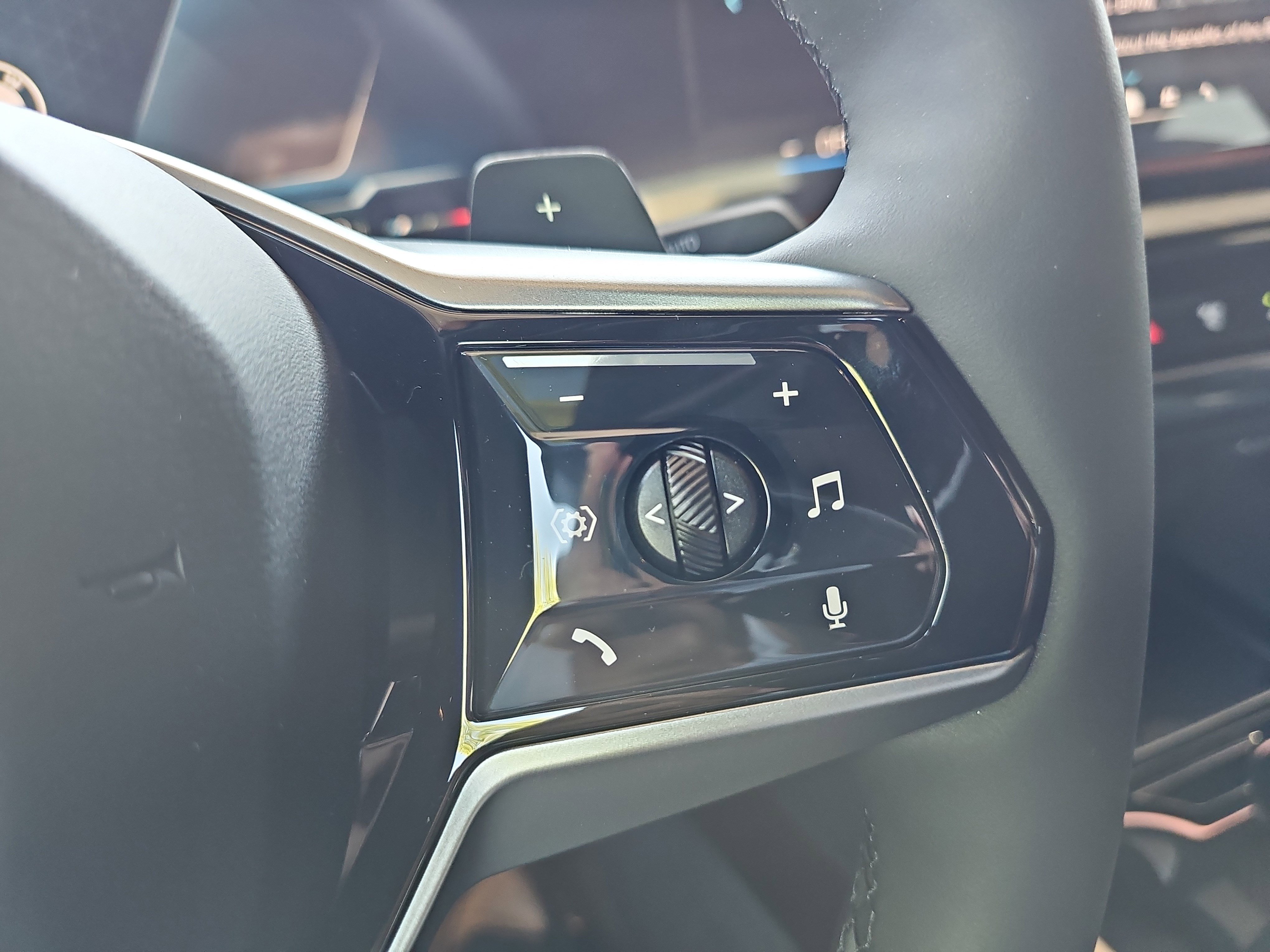 New 2026 BMW 530i RWD image 18
