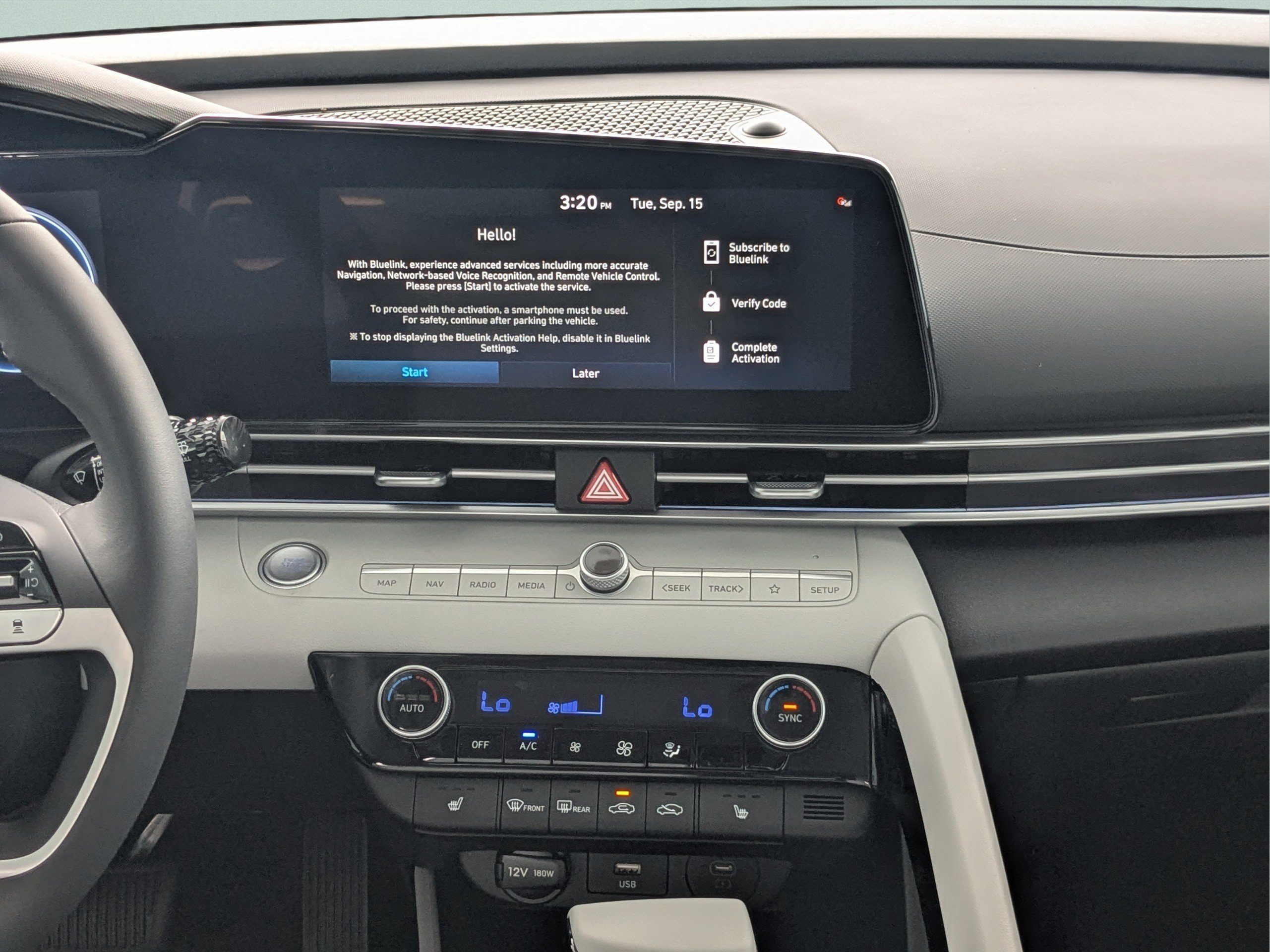 New 2026 Hyundai Elantra Limited FWD image 21