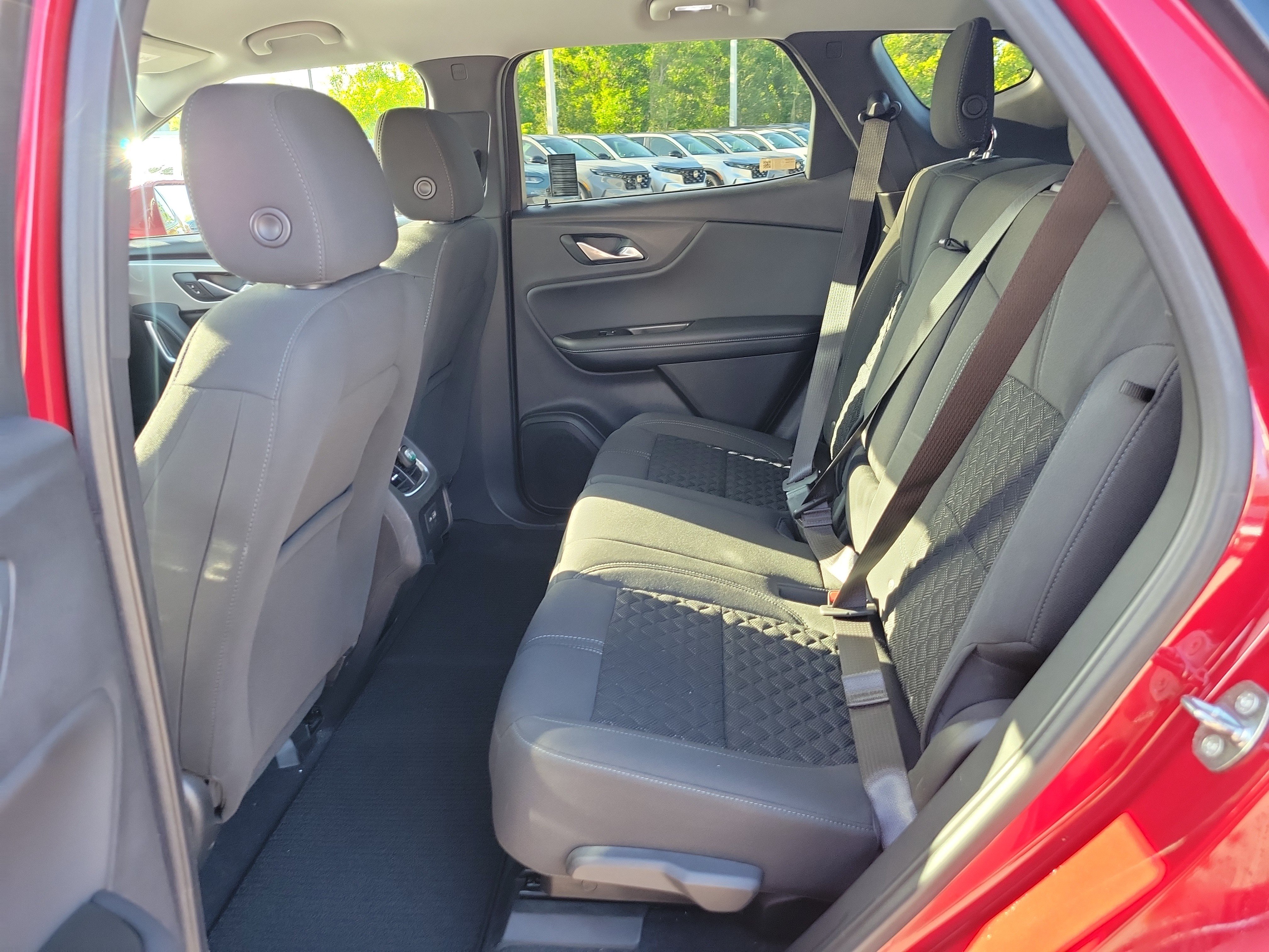 Used 2020 Chevrolet Blazer LT FWD image 13
