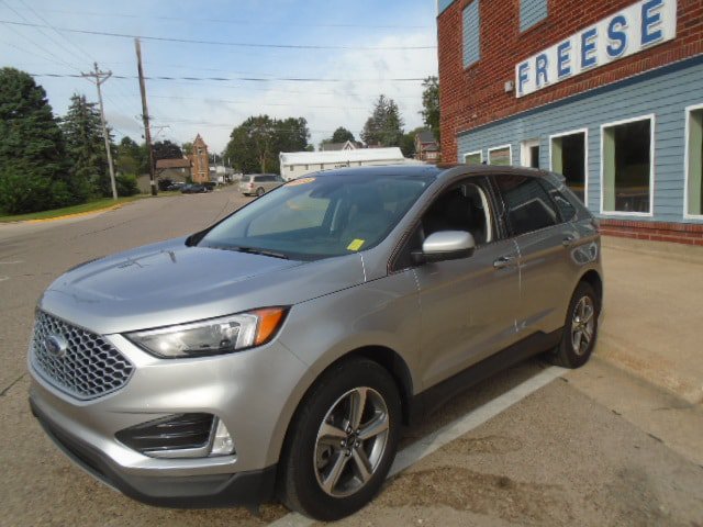 Used 2023 Ford Edge SEL w/ Convenience Package