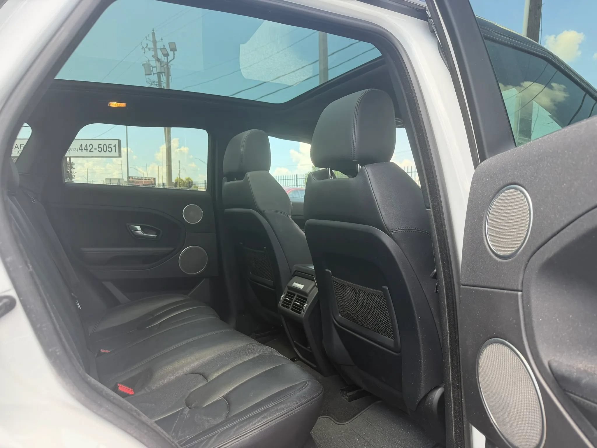 Used 2015 Land Rover Range Rover Evoque Pure Plus AWD/4WD image 12
