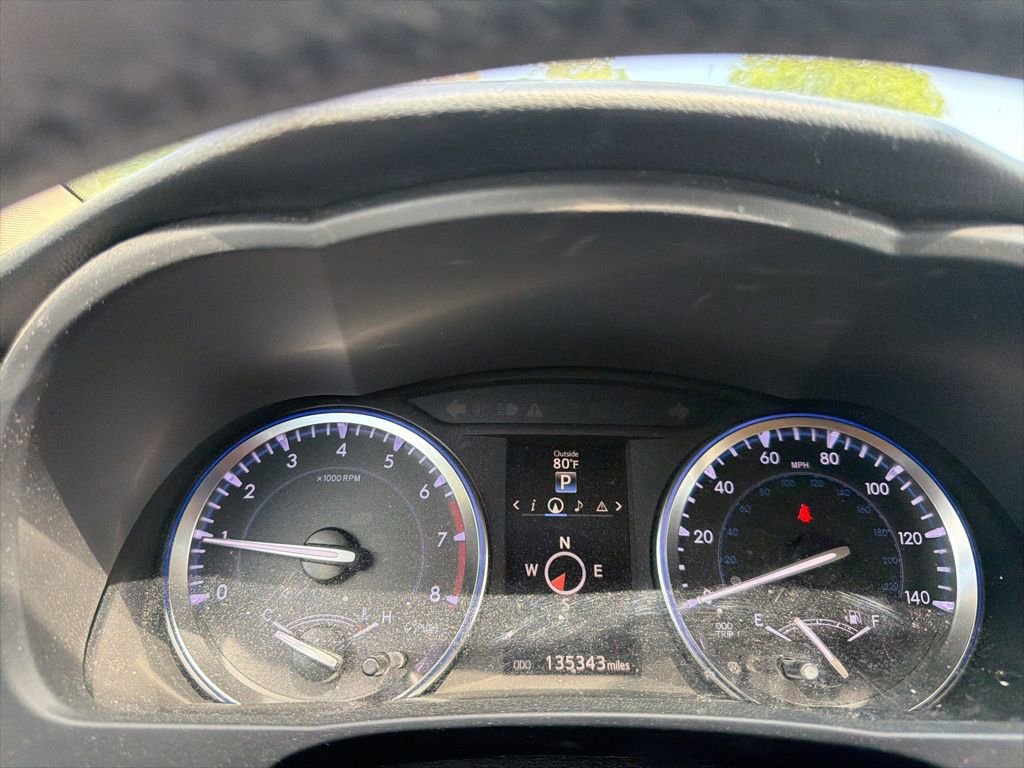Used 2015 Toyota Highlander XLE AWD/4WD image 3