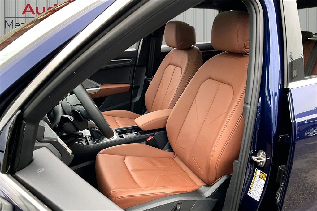 Used 2025 Audi Q3 2.0T Premium w/ Convenience Package image 21