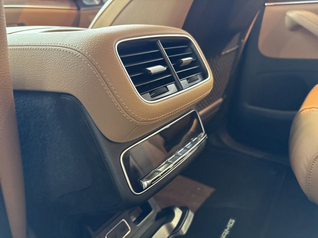 New 2026 Mercedes-Benz GLS 450 4MATIC image 9