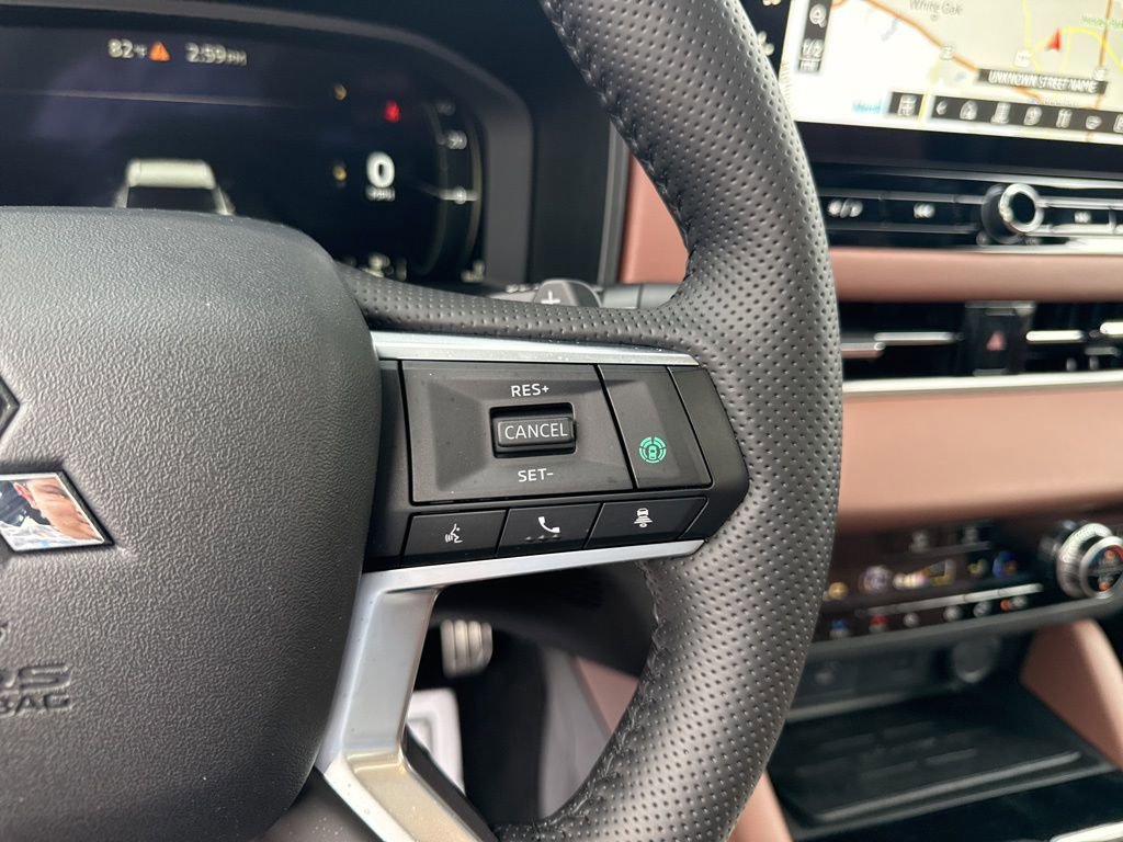 Used 2026 Mitsubishi Outlander SEL image 24