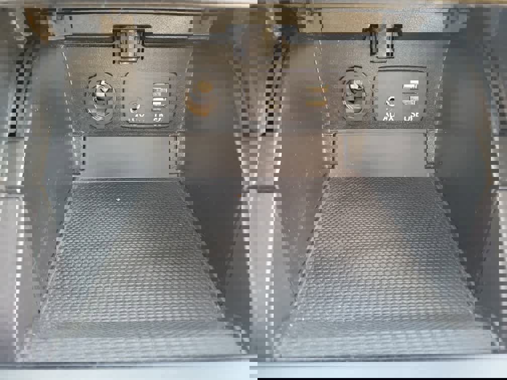 Used 2016 Subaru Legacy 2.5i Limited image 17