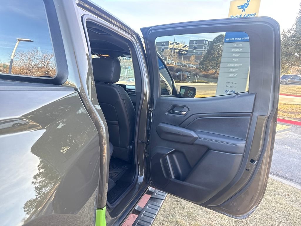 Used 2025 GMC Canyon Elevation w/ Convenience Package image 21