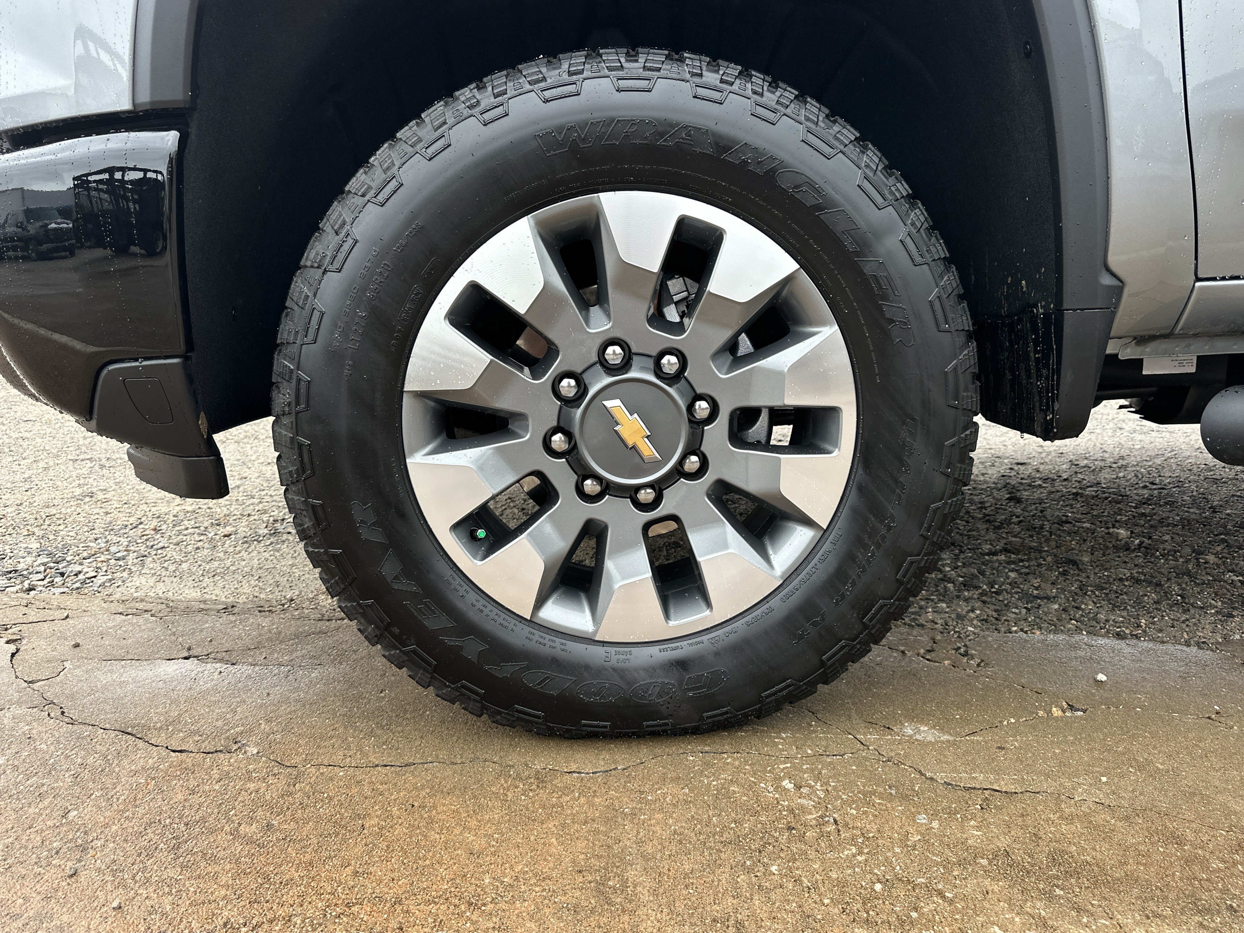 Certified 2026 Chevrolet Silverado 2500 Custom w/ Custom Value Package AWD/4WD image 12