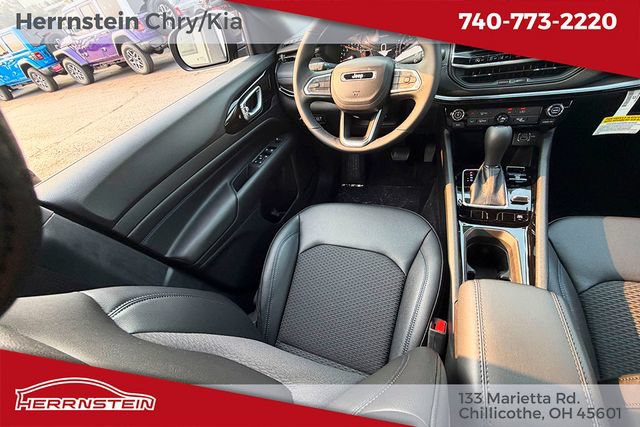 New 2026 Jeep Compass Latitude AWD/4WD image 12