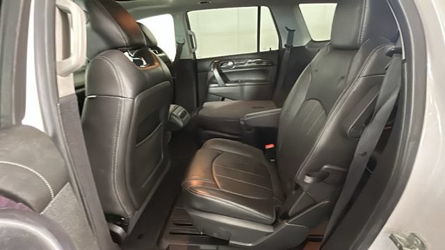 Used 2017 Buick Enclave Premium w/ Experience Buick Package FWD image 25