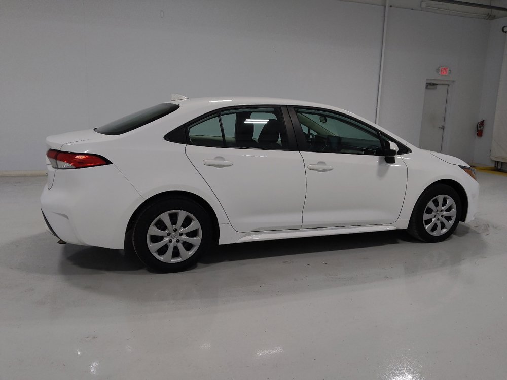 Used 2022 Toyota Corolla LE image 10