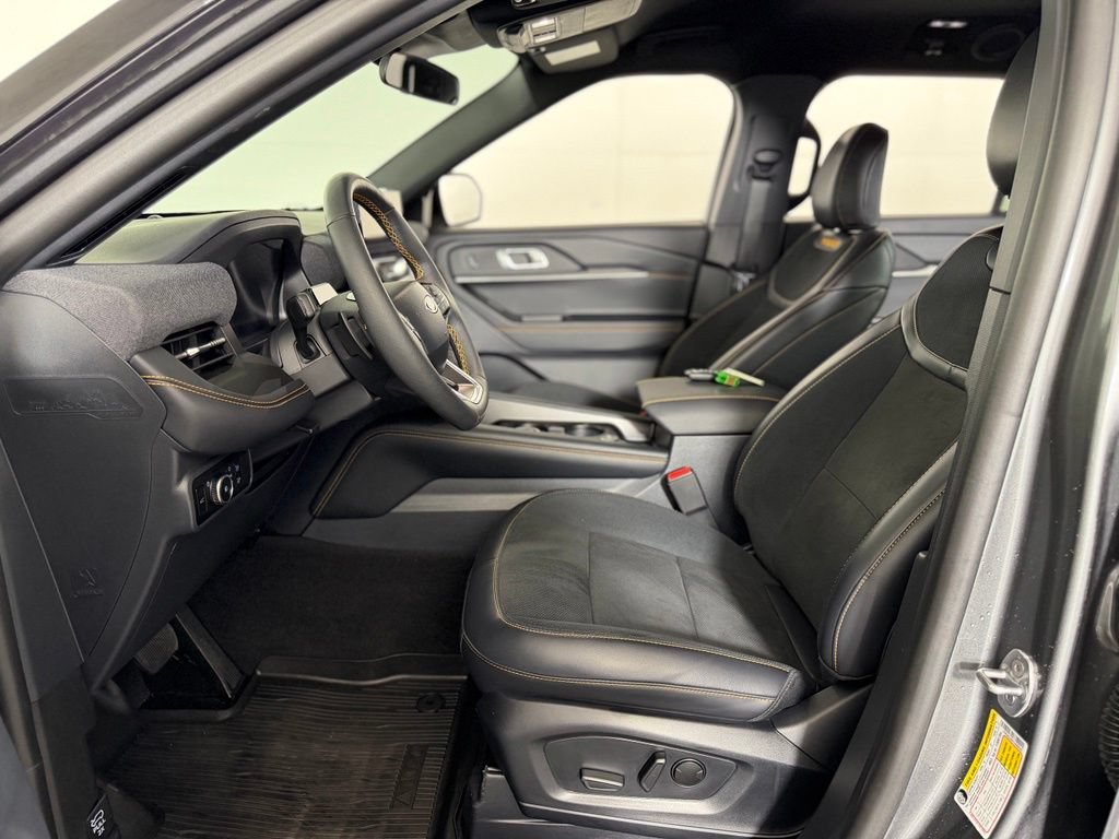 Used 2026 Ford Explorer Tremor AWD/4WD image 31