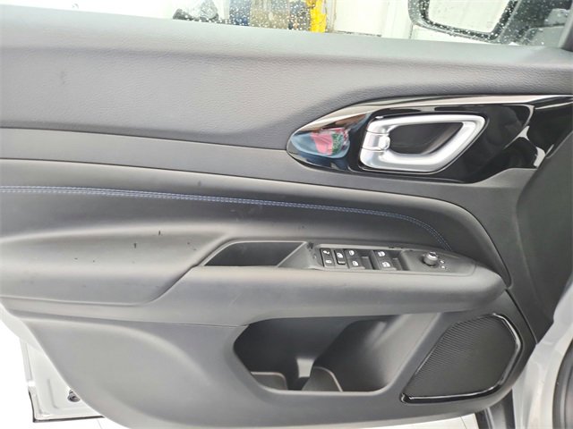 New 2026 Jeep Compass Latitude image 30