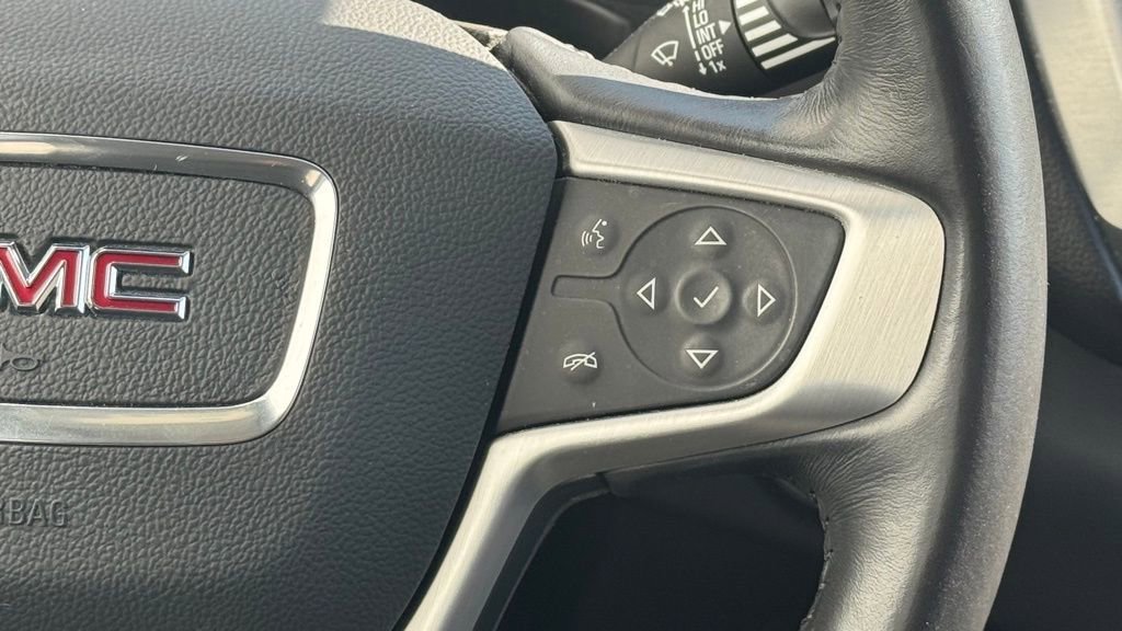 Used 2021 GMC Terrain SLE w/ Driver Convenience Package image 13