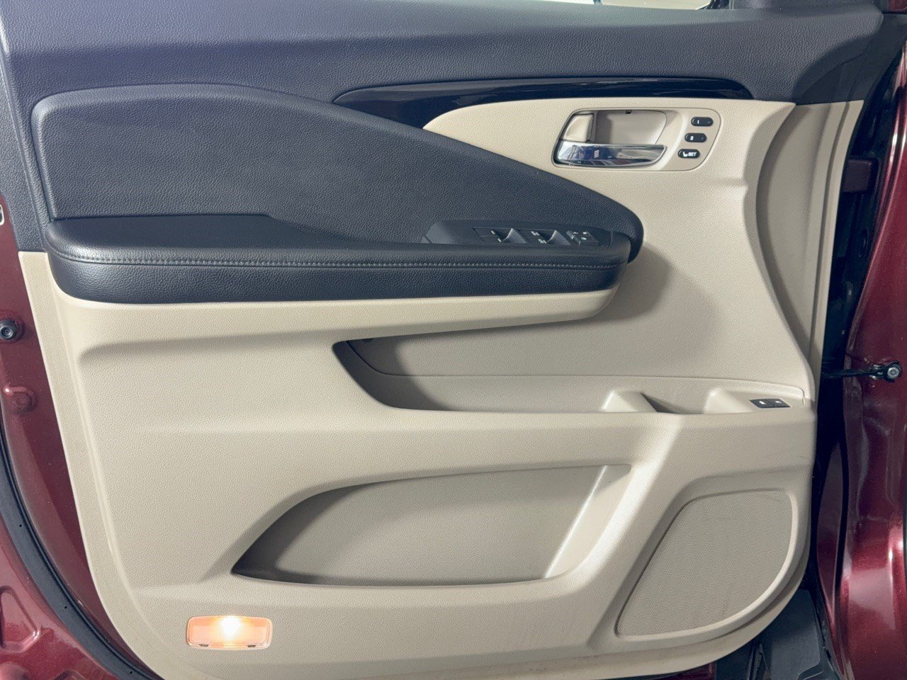 Used 2019 Honda Pilot Touring image 14