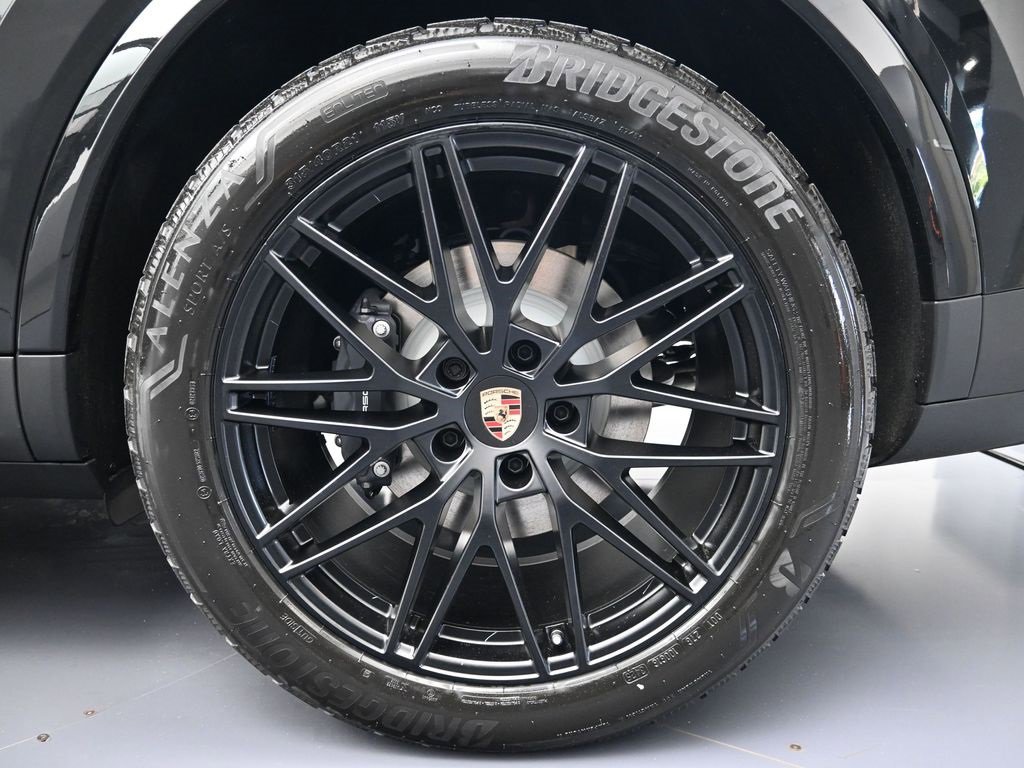 New 2026 Porsche Cayenne E-Hybrid Coupe image 23