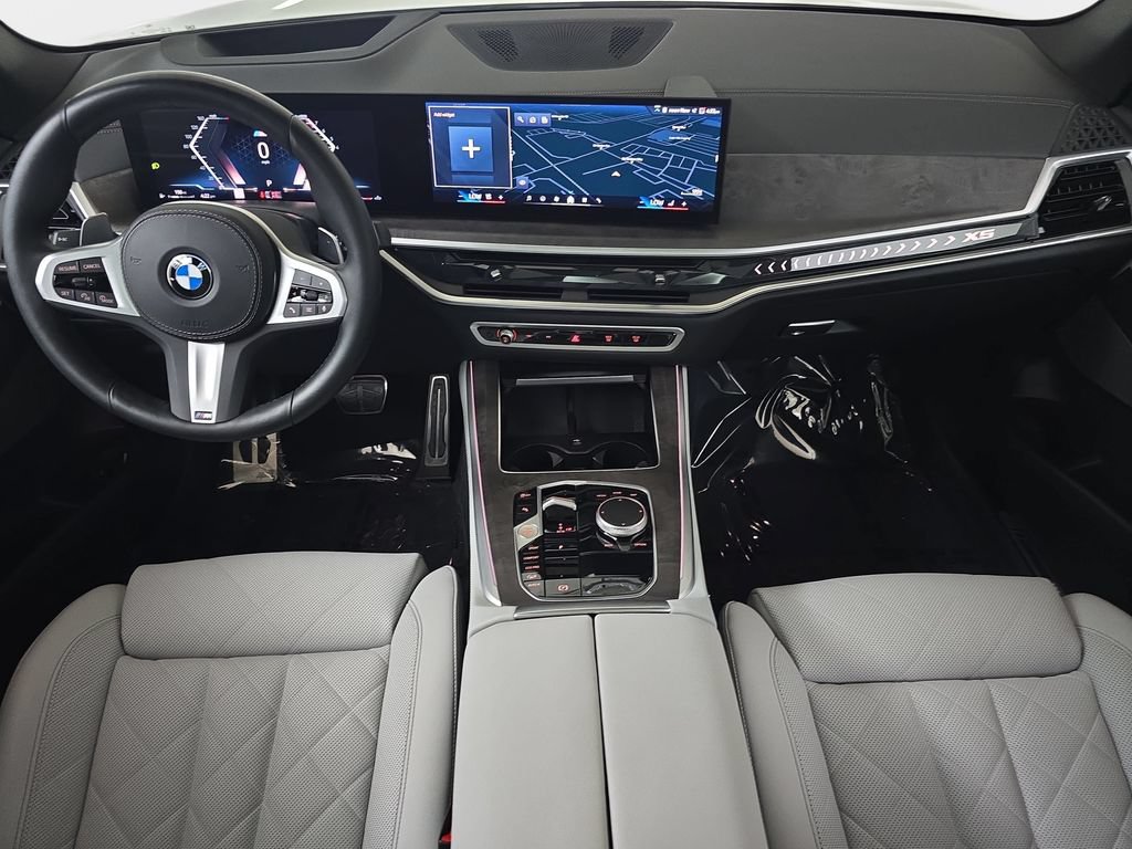 Used 2024 BMW X5 xDrive40i w/ M Sport Package AWD/4WD image 12