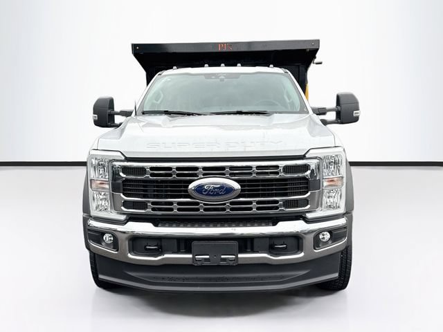 New 2026 Ford F550 4x4 Crew Cab image 2