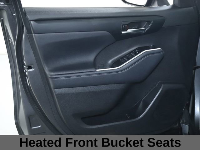 Used 2023 Toyota Highlander Limited image 24