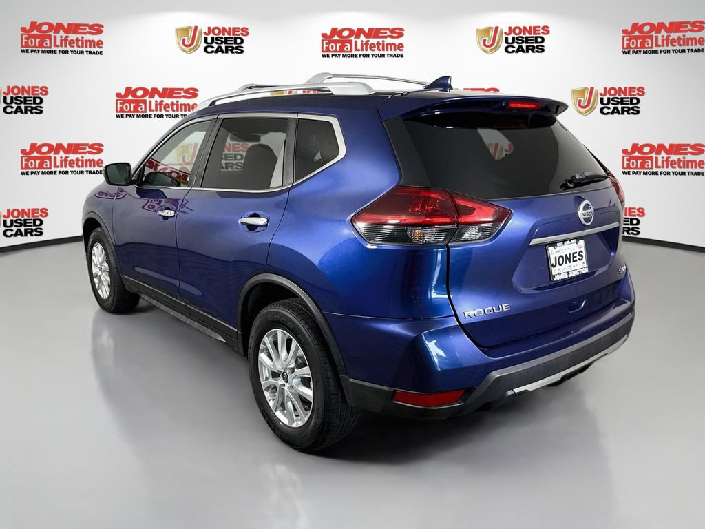 Used 2018 Nissan Rogue SV AWD/4WD image 2