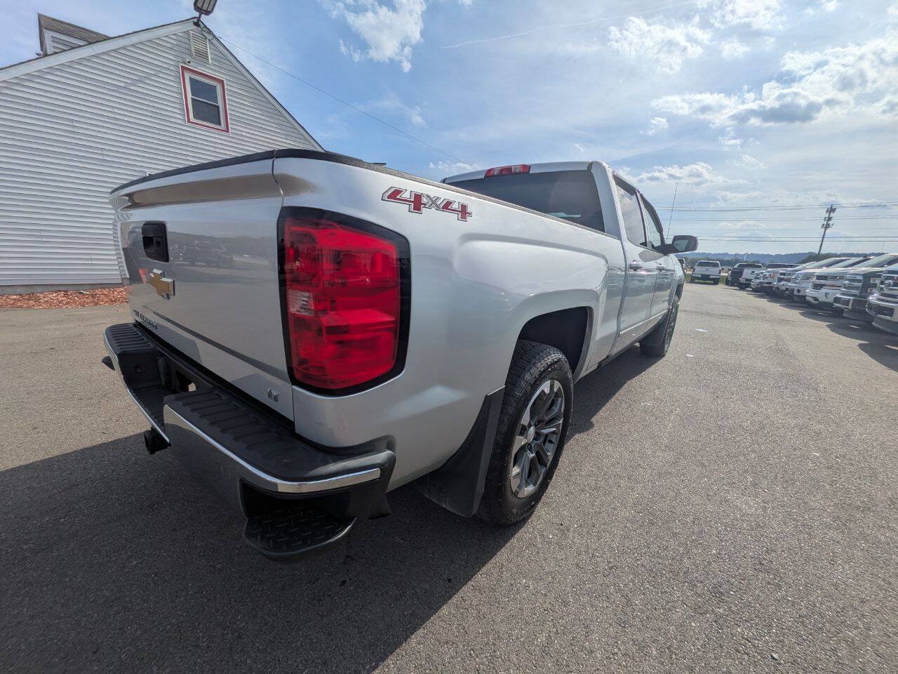 Used 2015 Chevrolet Silverado 1500 LT w/ All Star Edition AWD/4WD image 9