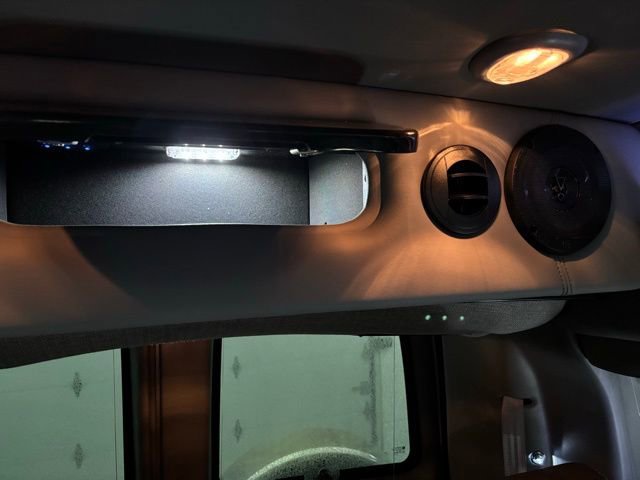 Used 2022 GMC Savana 2500 Mobility w/ Enhanced Convenience Package image 44