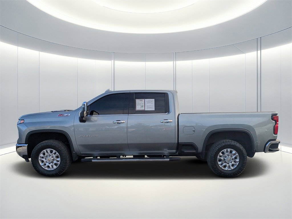 Used 2024 Chevrolet Silverado 2500 LTZ w/ LTZ Convenience Package image 6