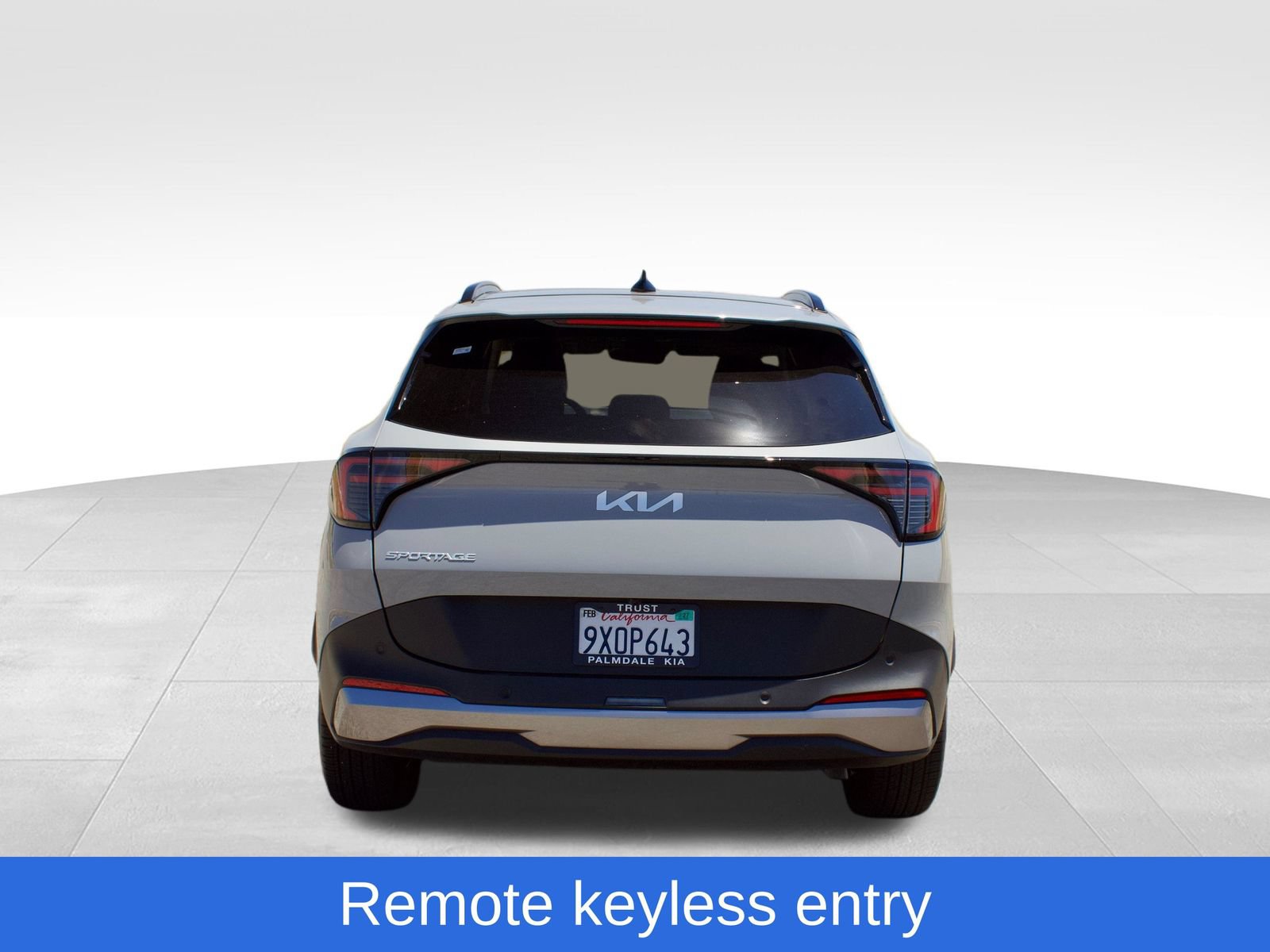 Used 2026 Kia Sportage EX w/ EX Panorama Roof Package FWD image 6