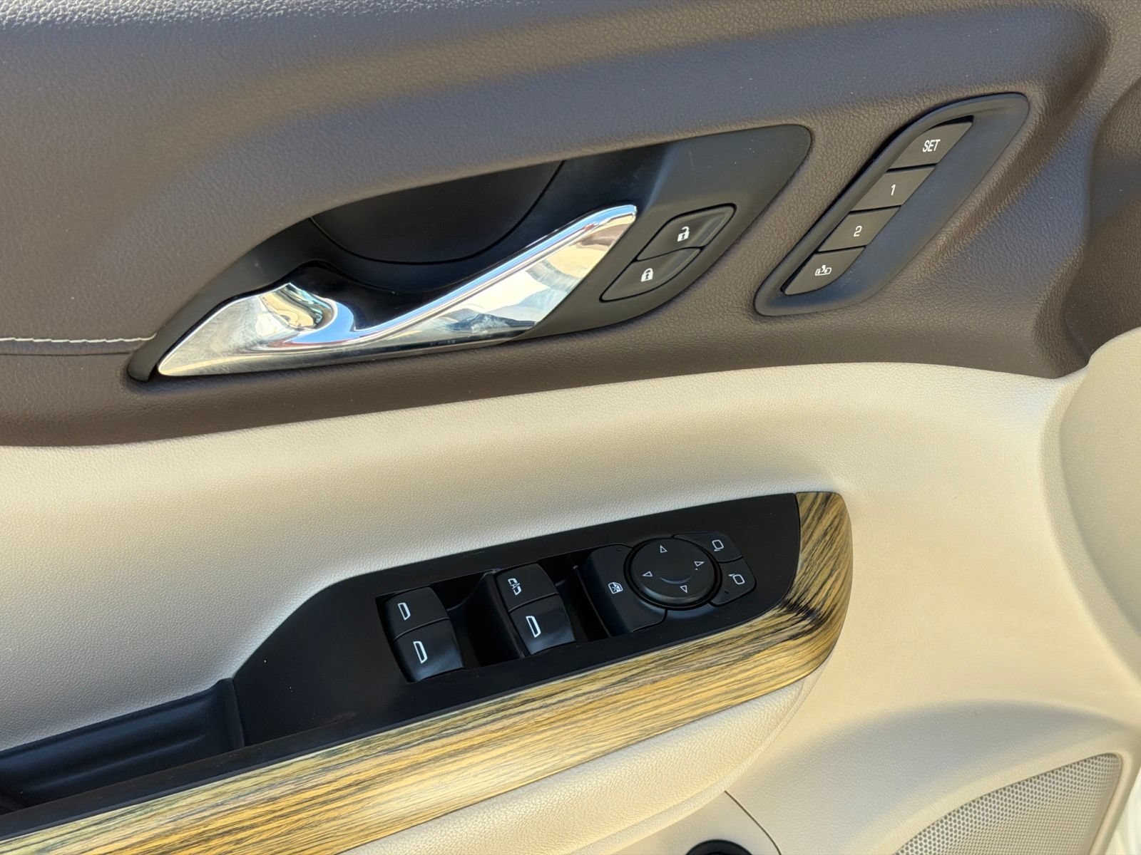 Used 2019 GMC Acadia Denali FWD image 15