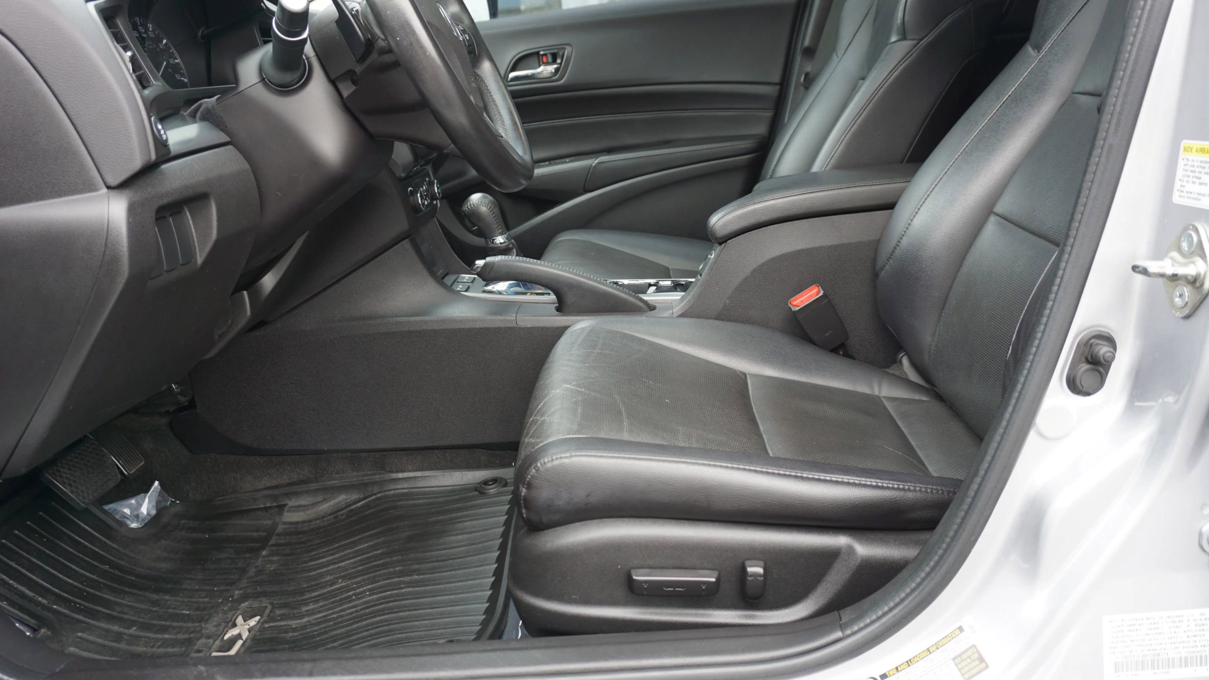 Used 2015 Acura ILX image 9