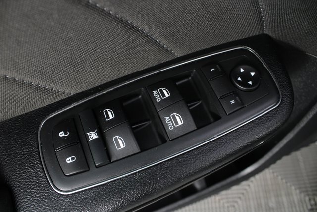 Used 2020 Dodge Charger SXT w/ Blacktop Package image 14