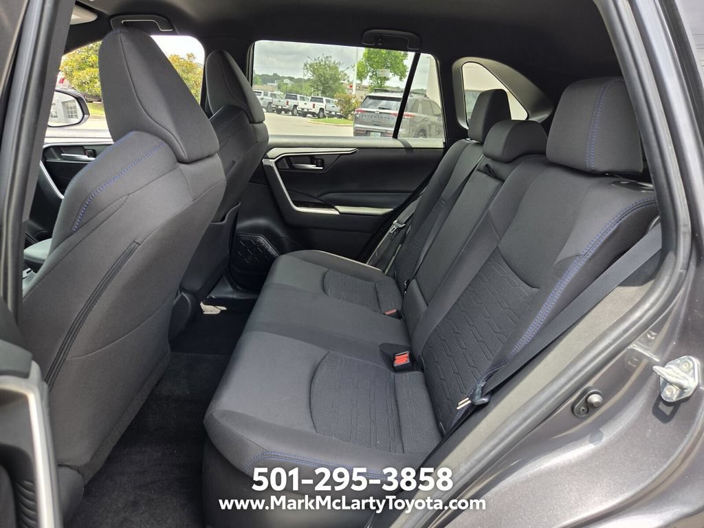 Used 2023 Toyota RAV4 SE AWD/4WD image 10