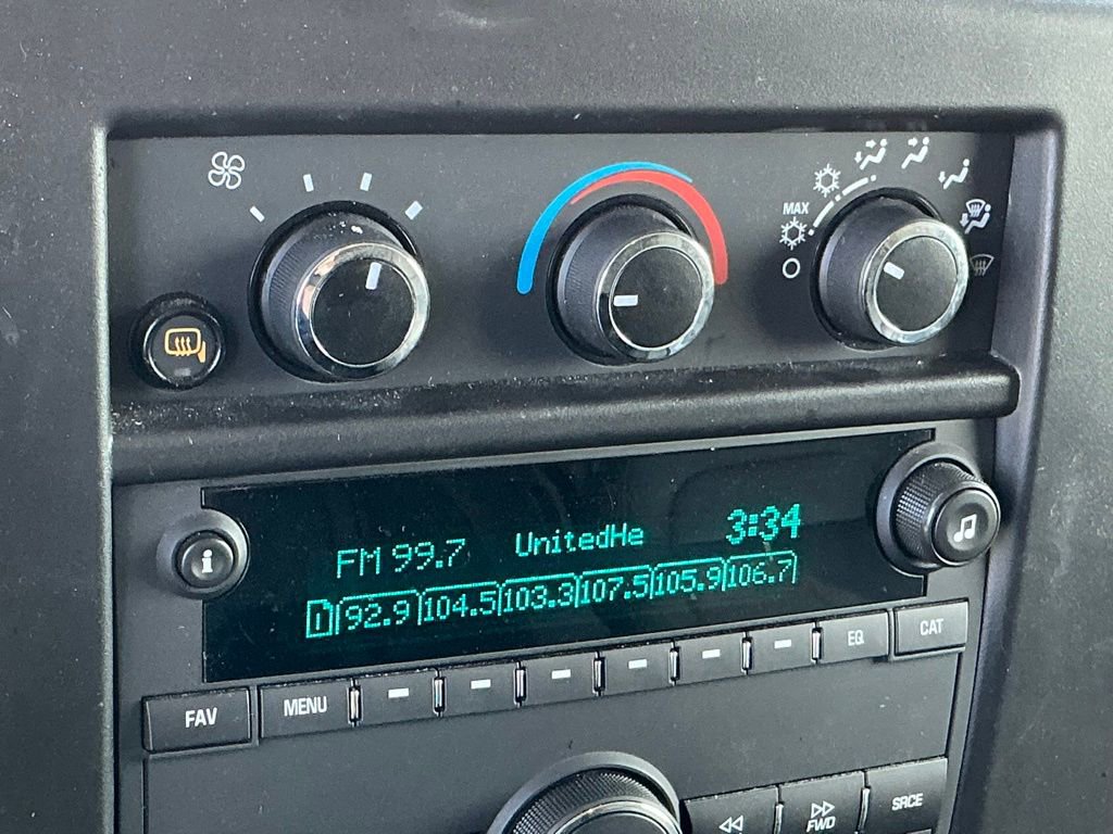 Used 2023 Chevrolet Express 3500 w/ Driver Convenience Package image 30