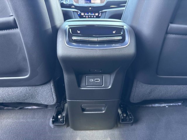 Certified 2024 Cadillac XT6 Sport w/ Technology Package image 15