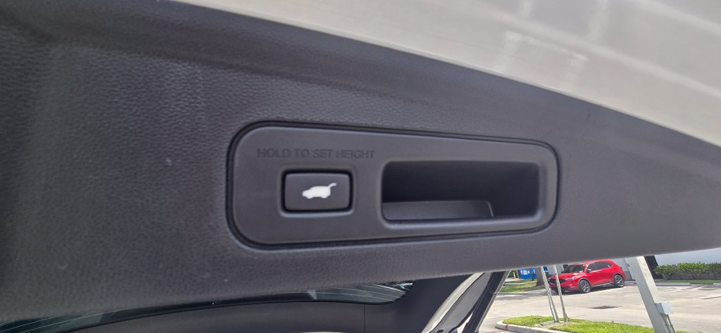 New 2026 Acura MDX w/ Technology Package FWD image 38